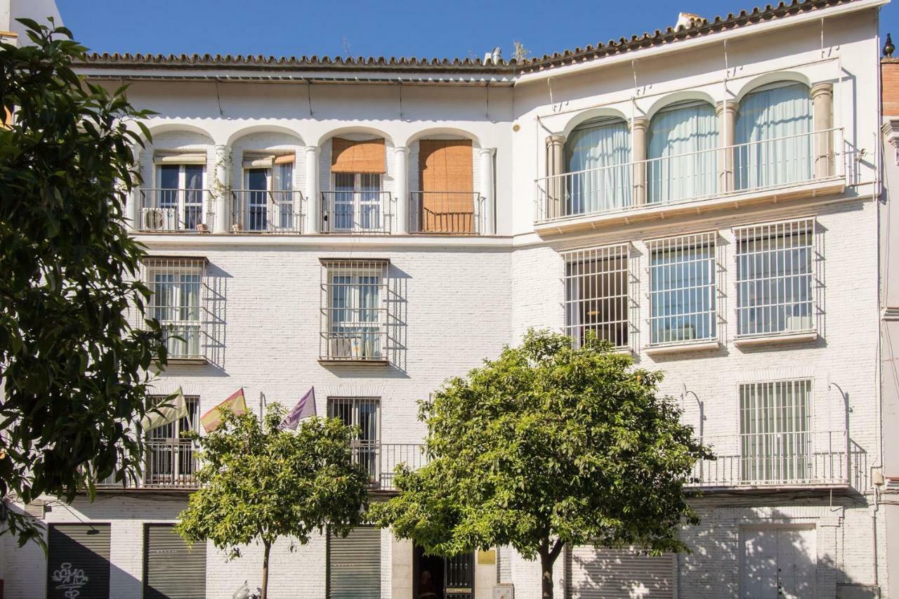 Betis Deluxe Riverside Seville Exterior photo